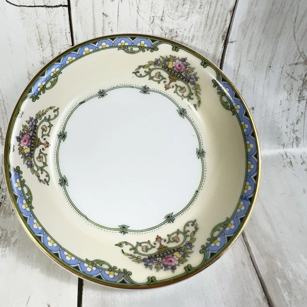 Noritake favorita pattern